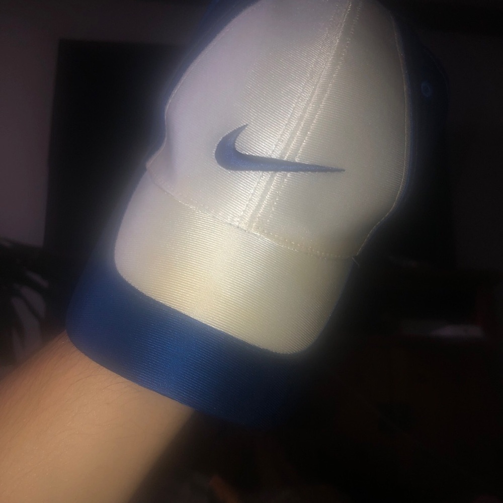 Nike White and Blue Two-Tone Swoosh Cap